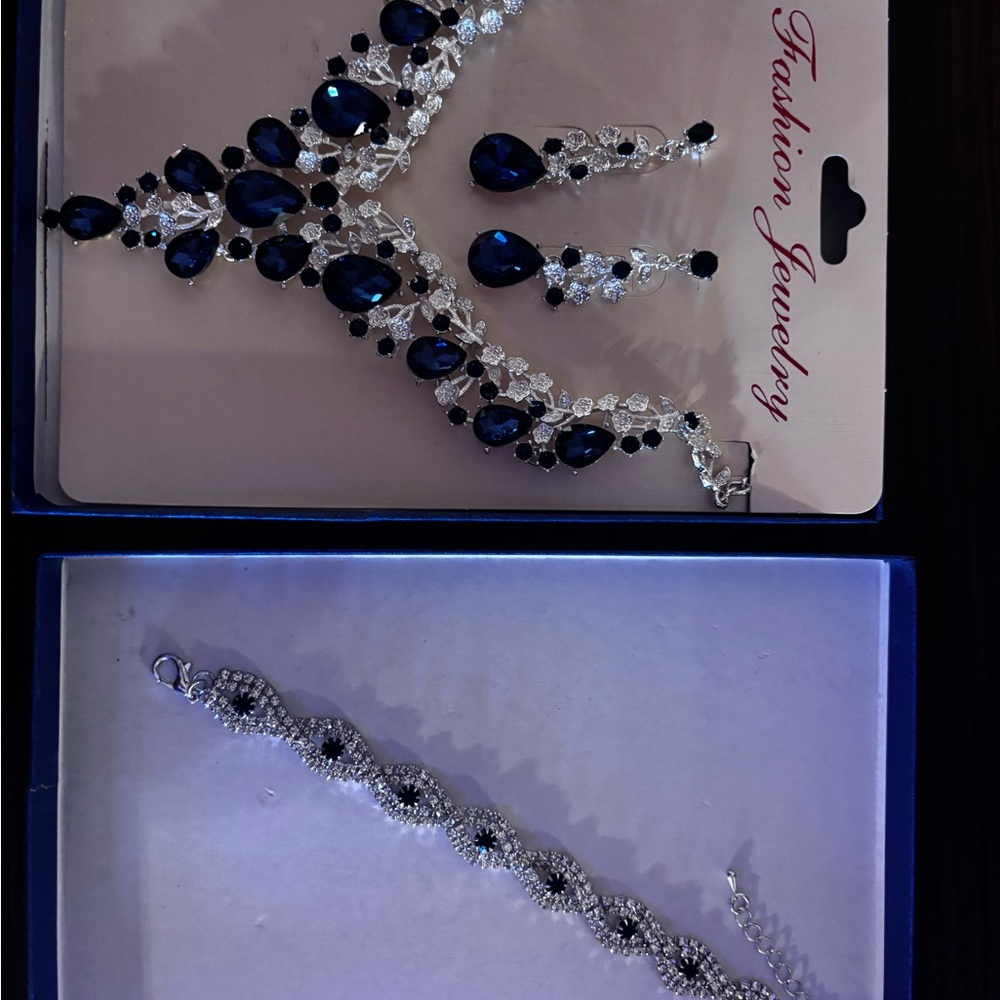 Fashion Jewelry Silver-Tone Set with Deep Blue Teardrop Stones